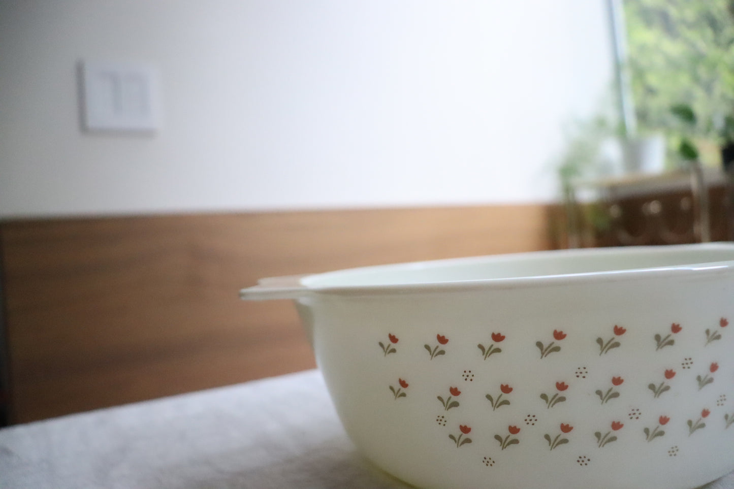Laura Ashley Tulip Casserole Dish, Pyrex | 1980's