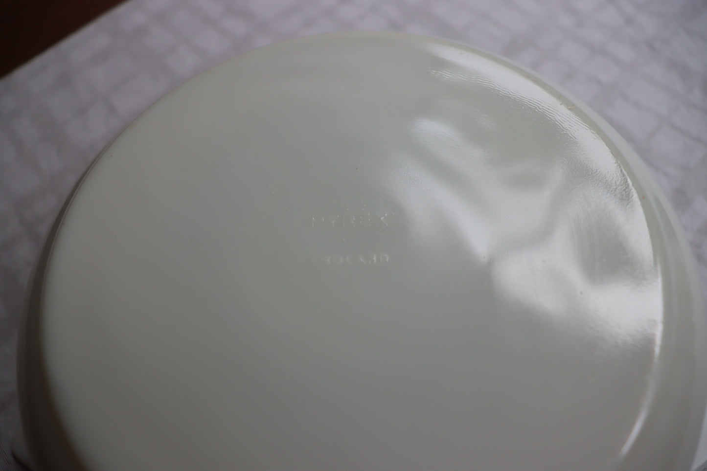 Laura Ashley Tulip Casserole Dish, Pyrex | 1980's
