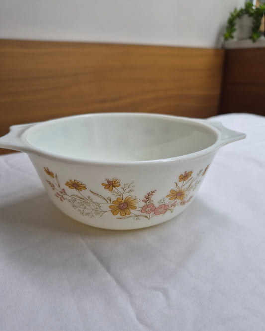 Country Autumn Serving Dish, Pyrex | 1970's